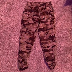 camo pants